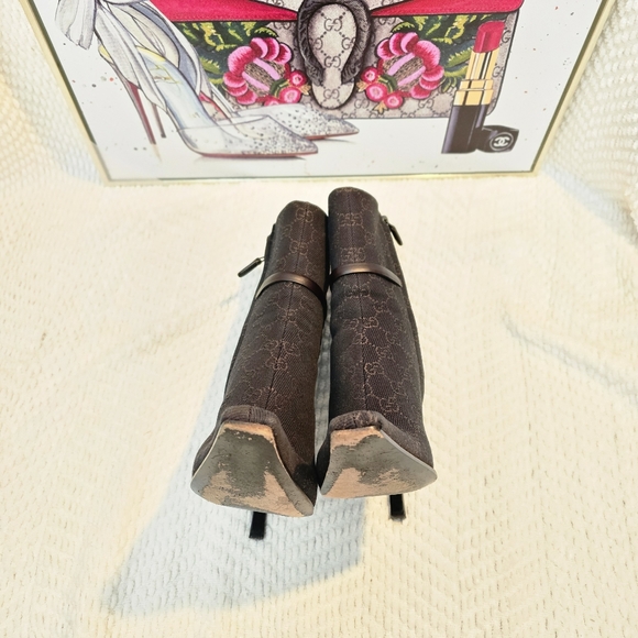 ✅️ SOLD ✅️ Authentic Vintage Gucci x Tom Ford Brown Boots (Orig. Ret $1350) - Picture 11 of 11